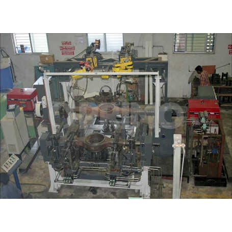 ROBOTIC TRUCK AXLE BRACKET WELDING CELL 