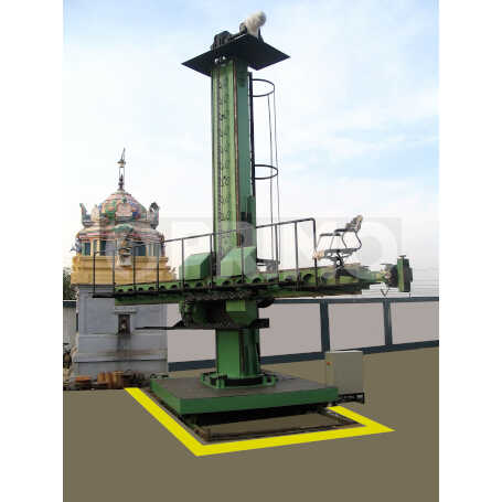 4X4 METER HEAVY DUTY 300KG TIP LOAD COLUMN AND BOOM WITH WALK WAY AND OPERATOR CHAIR 